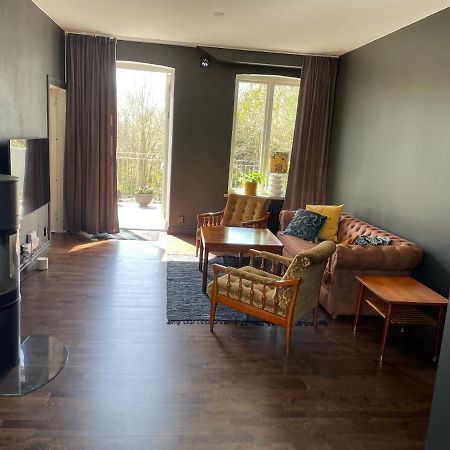 Laegenhet Soeder Om Landsvaegen A Apartment Skivarp Екстериор снимка