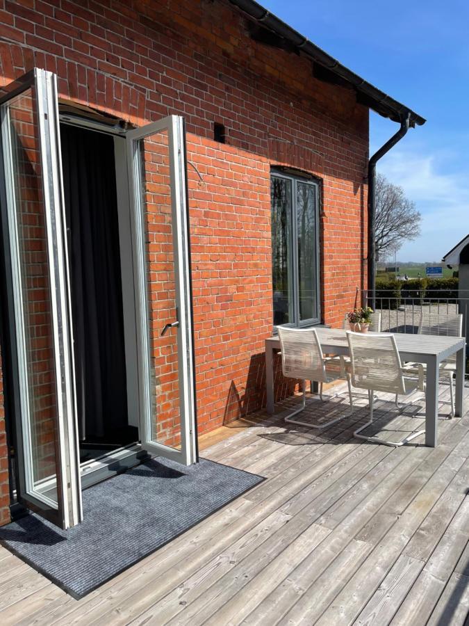 Laegenhet Soeder Om Landsvaegen A Apartment Skivarp Екстериор снимка